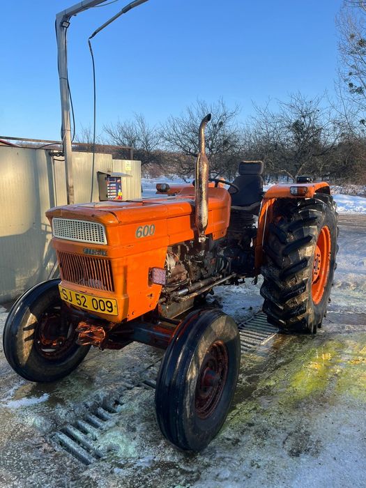 Vand tractor fiat 600