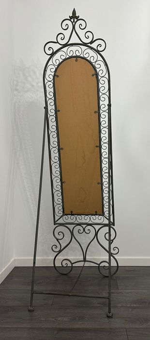 Oglindă de podea aspect vintage