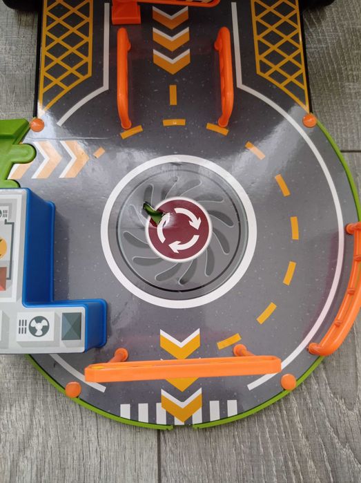 Сглобяема писта Hot Wheels