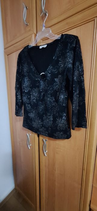 Bluză elegantă aproape nouă