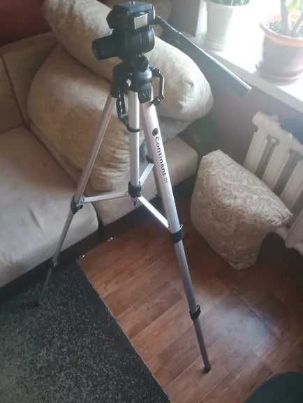 Nikon D3200 + 2 объектива + штатив.