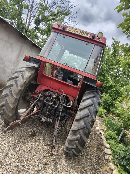 Piese international 885xl