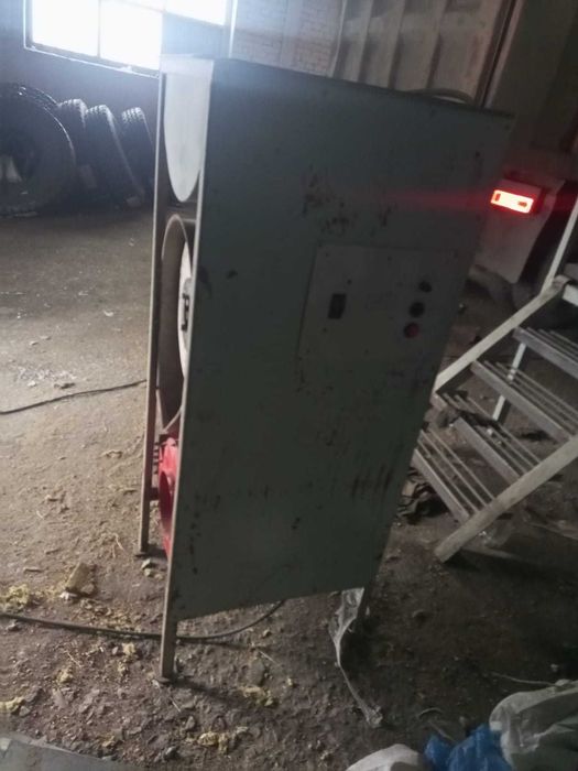 Продам зернодробилку