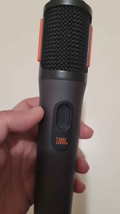 Microfon JBL wireless modelul nou 2025