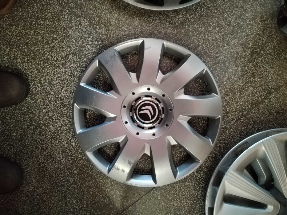 Тасове един брой Renault Bmw Nissan Ford Honda Skoda