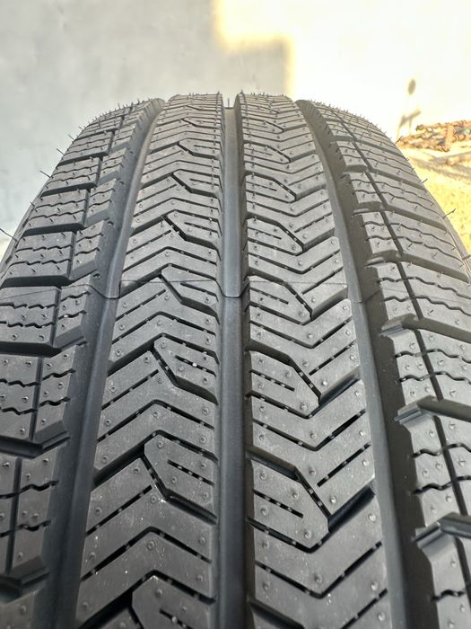 Нови всесезонни бусови гуми LANDSPIDER DURATRAXX VAN A/S 175/70R14C 95/93T 1757014 1757014C