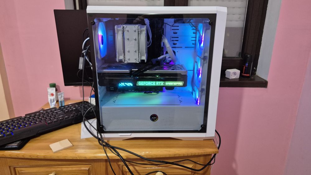 КАПАРИРАН Gaming PC Asus intel i9 геймърски компютър