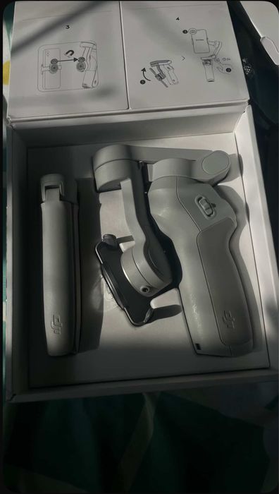 Продаю стабилизатор Dji osmo mobail se