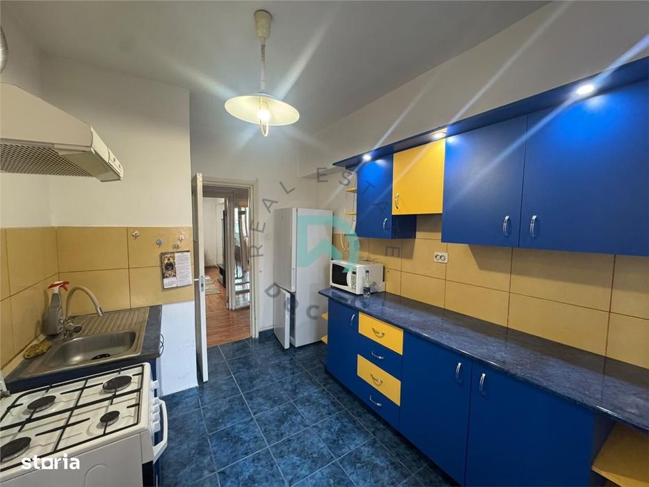 Apartament 3 camere Calea Bucuresti, Brasov.