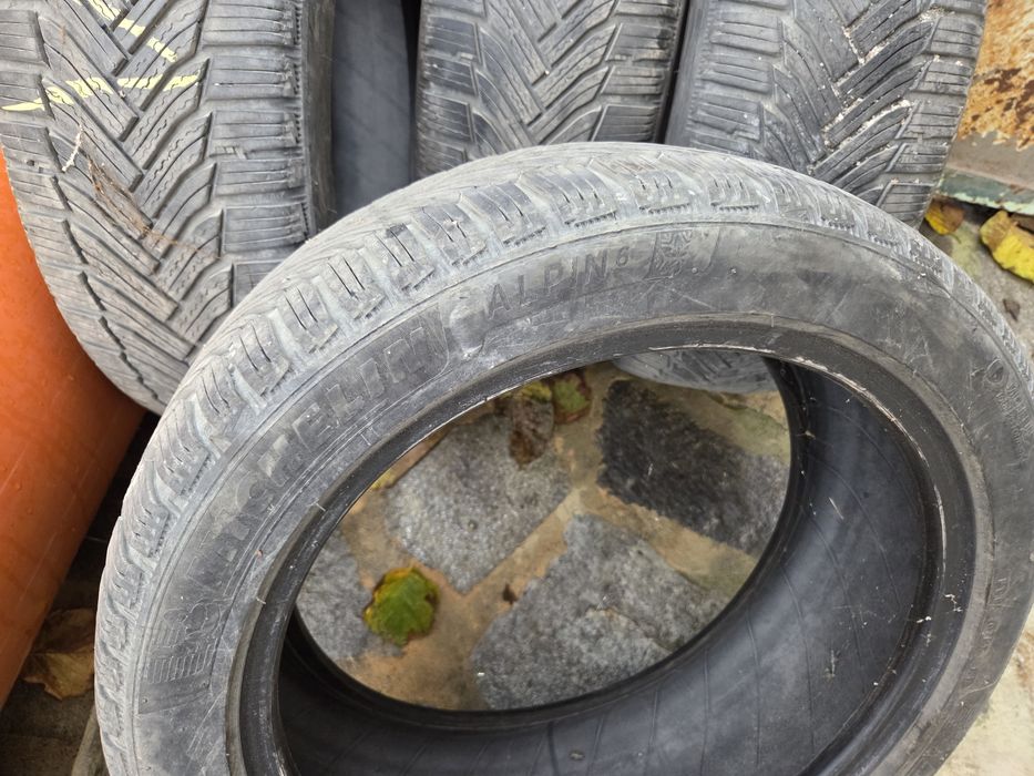 Michelin alpin 6 225 45 17