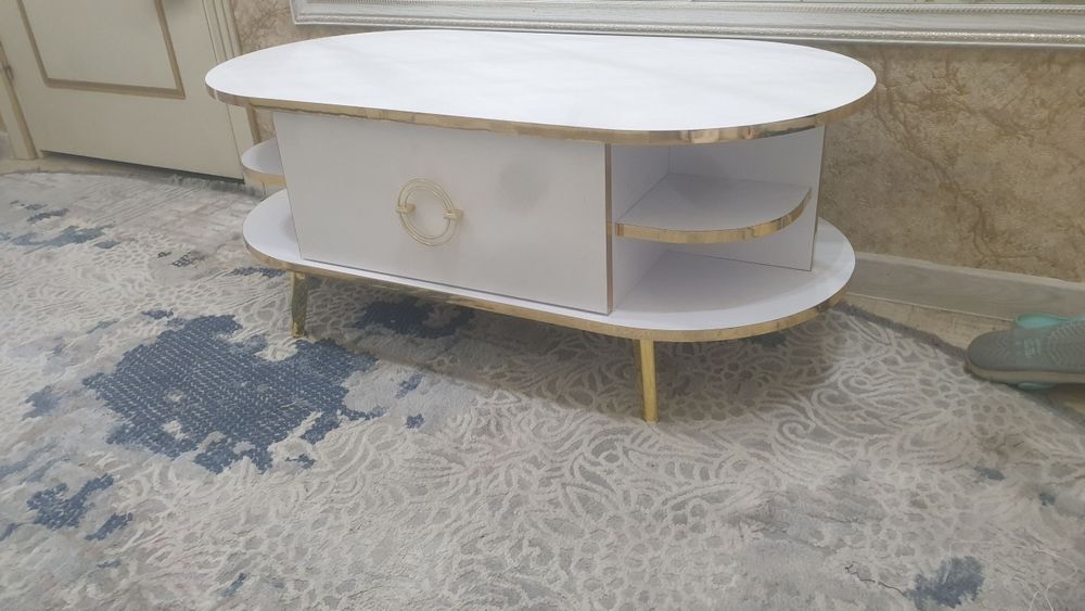 Дизайнерский чайный столик , журнальный  от производителя.