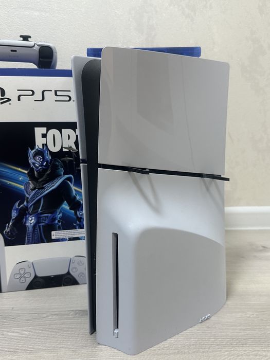 Продам playstation 5 slim