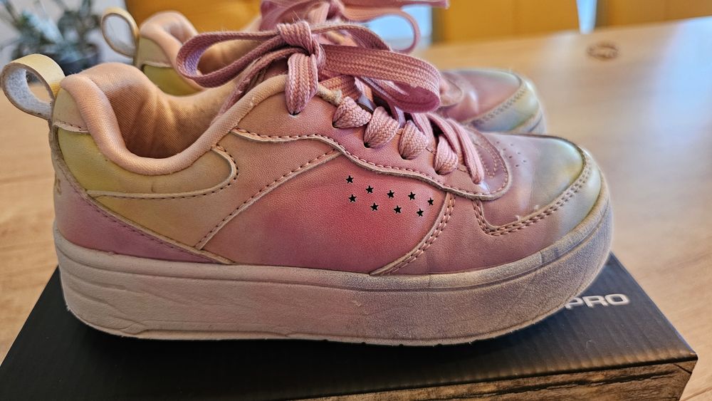 Adidas fete Skechers marime 29