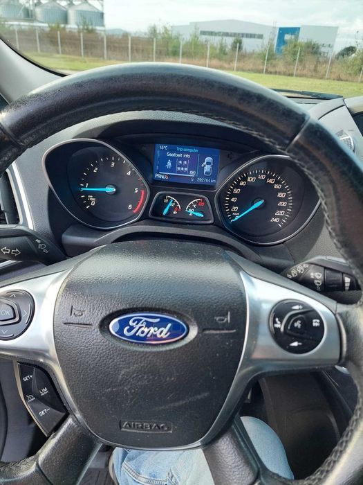 Ford Kuga 2014 4x4 AUTOMAT (Cutie refăcută)  163 CP
