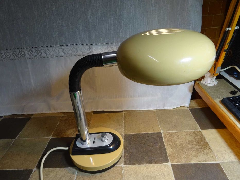 Lampa de birou vintage ME Marbach