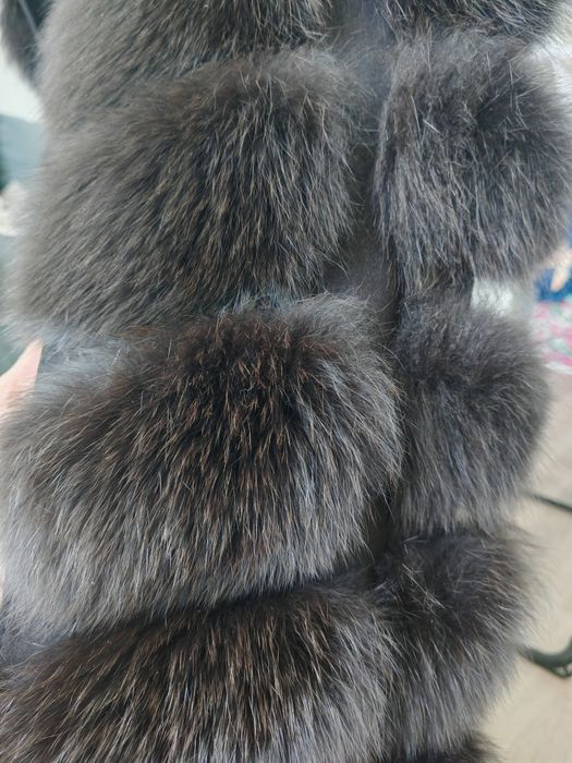 Продам безрукавку. Не дорого.