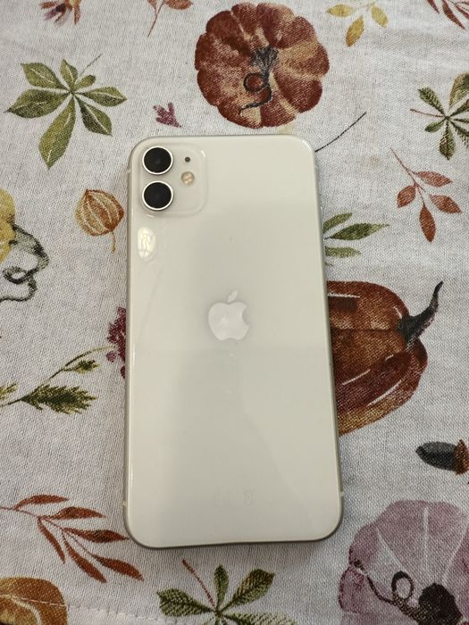 Iphone 11,  de 128 gb, 74% baterie