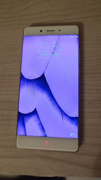 Смартфон ZTE Nubia z11