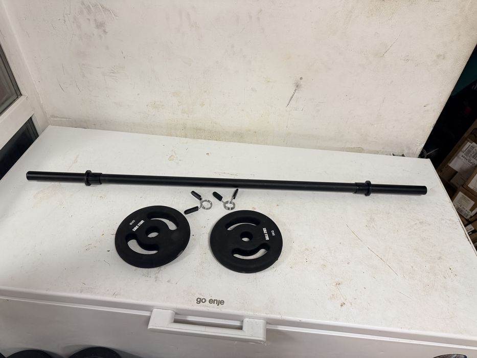 Bara haltera pump+2 discuri de 5 kg. Cu grip fier Cauciucat+Sigurante