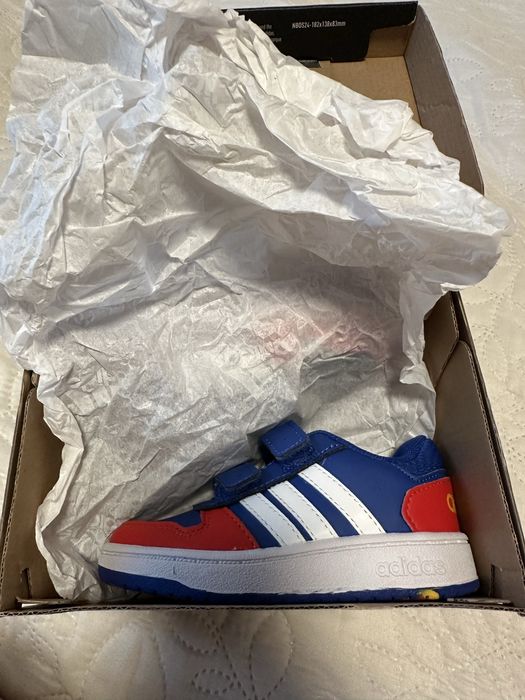 Маратонки Adidas