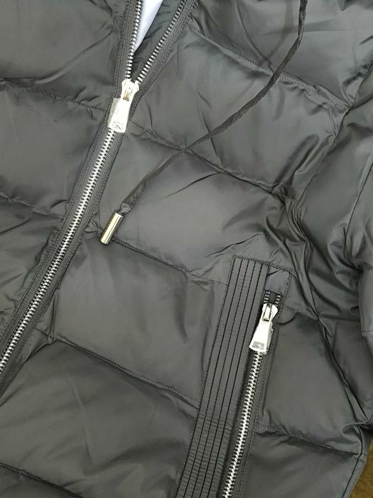 Дамско черно зимно яке