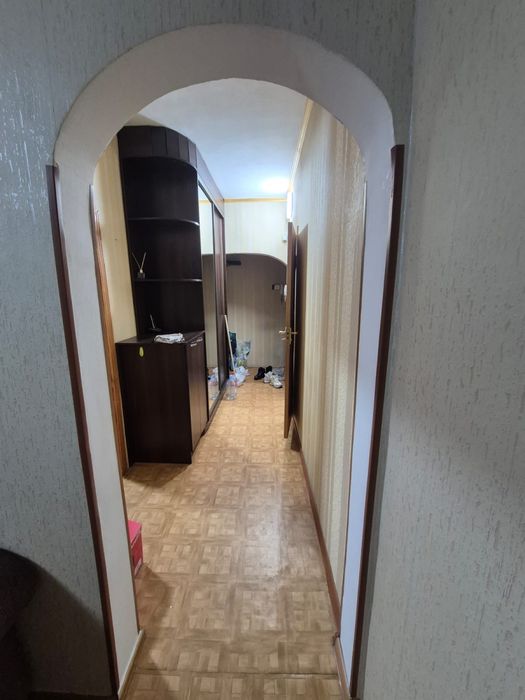 Сдаётся 1-комнатная в 12-м микрорайоне