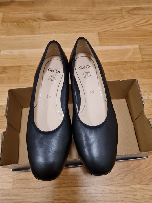 Pantofi femei, Ara, noi, marime 38.5 ( lungime talpa 24.5cm)