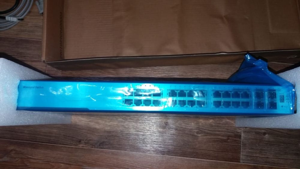 Продам коммутатор dlink switch DGS 3100 24 Порта
