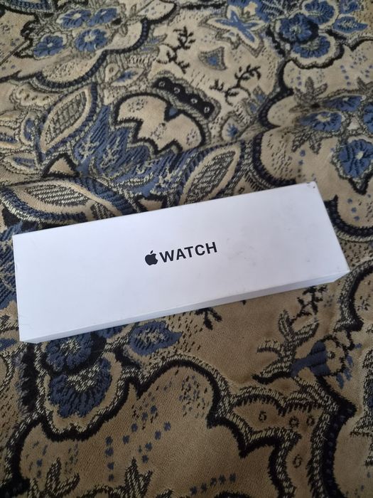 Продам apple watch se