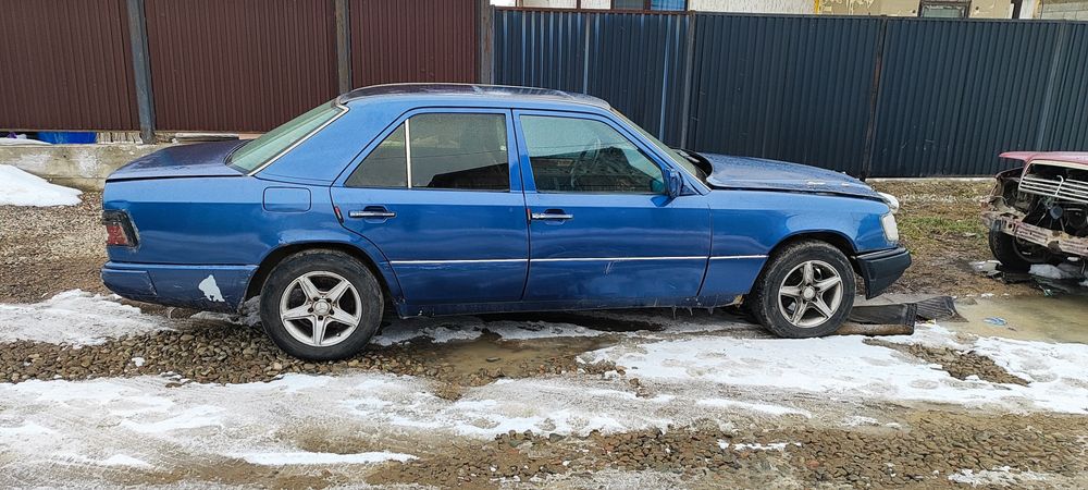 Мерседес 124 2.3 авторазбор