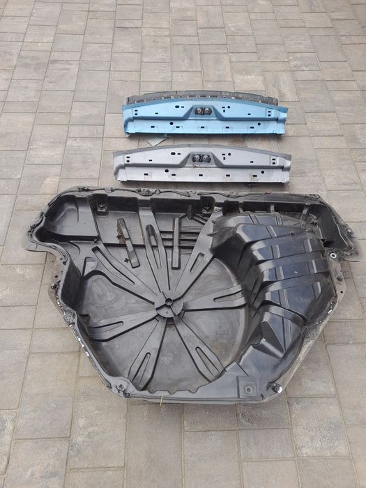 Fusta Spate Panou Frontal Oală Locas Roată Rezerva Renault Megane 3