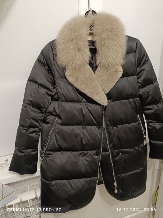 Зимняя куртка продается