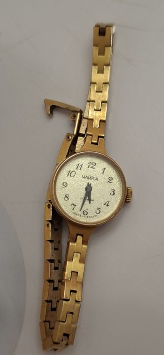 Часы "Чайка" механические.