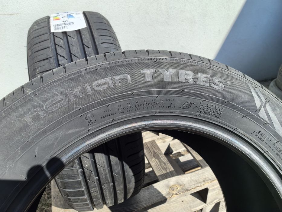 215/55/16 Нокиан ДОТ 2022 г - Чисто Нови