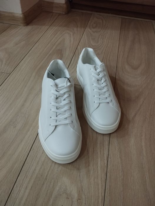 Мъжки кецове ZARA