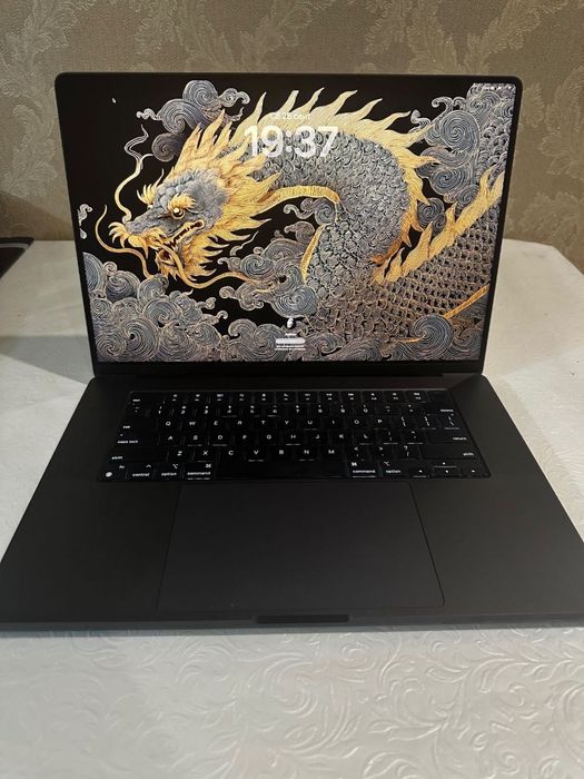 Продам MacBook M4 Pro 16, 48 ГБ ОЗУ, 512 ГБ SSD