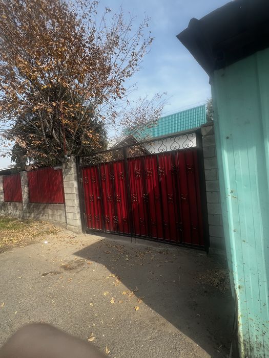 Үй сатылады………..