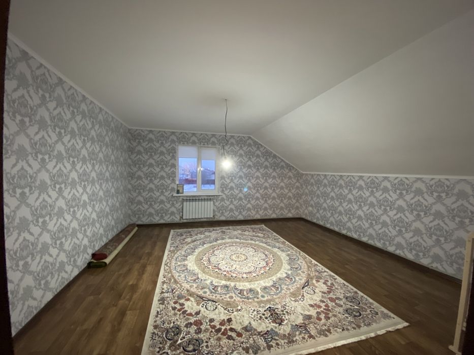 Продается 2 этажный дом мансард