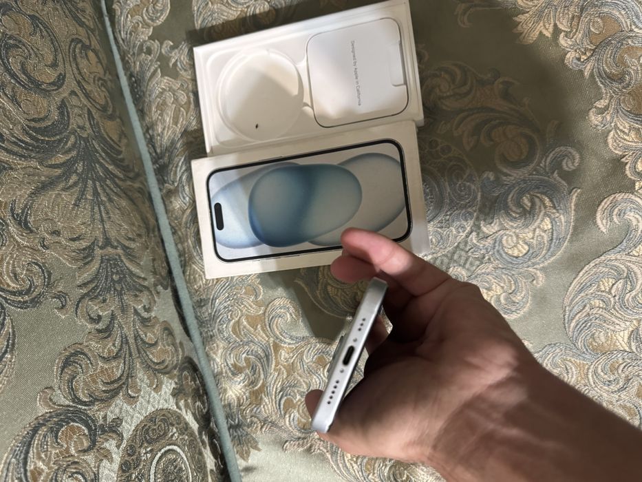 Продам Телефон Айфон 15 128Gb