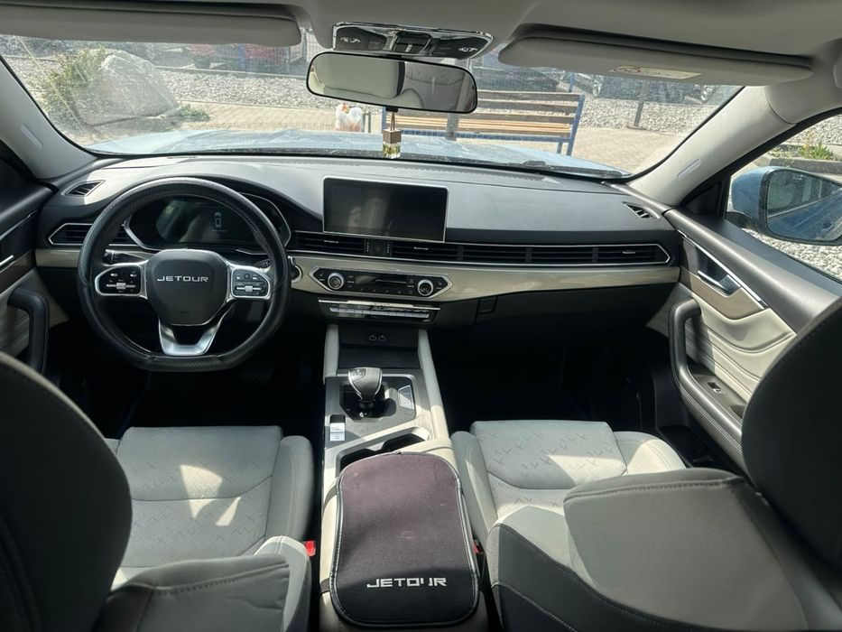 Продаю JETOUR X70
