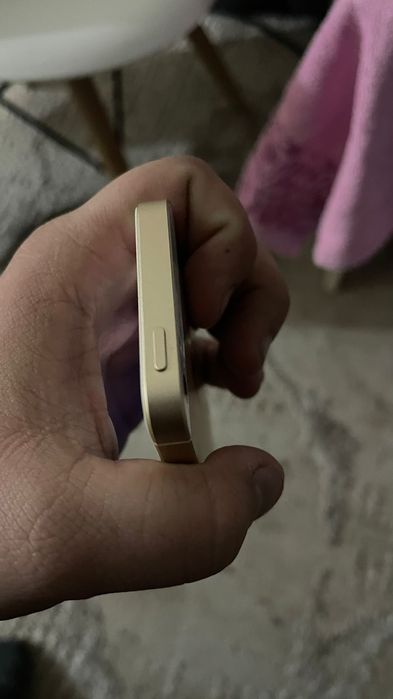 айфон 5 с срочно продам