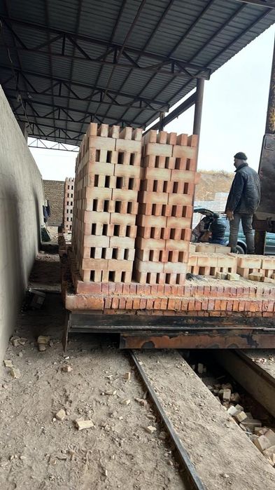 Красный кирпич стандартный