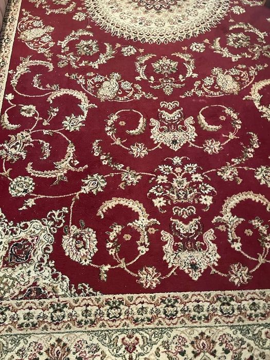 Продам ковёр 2.5×4 срочно