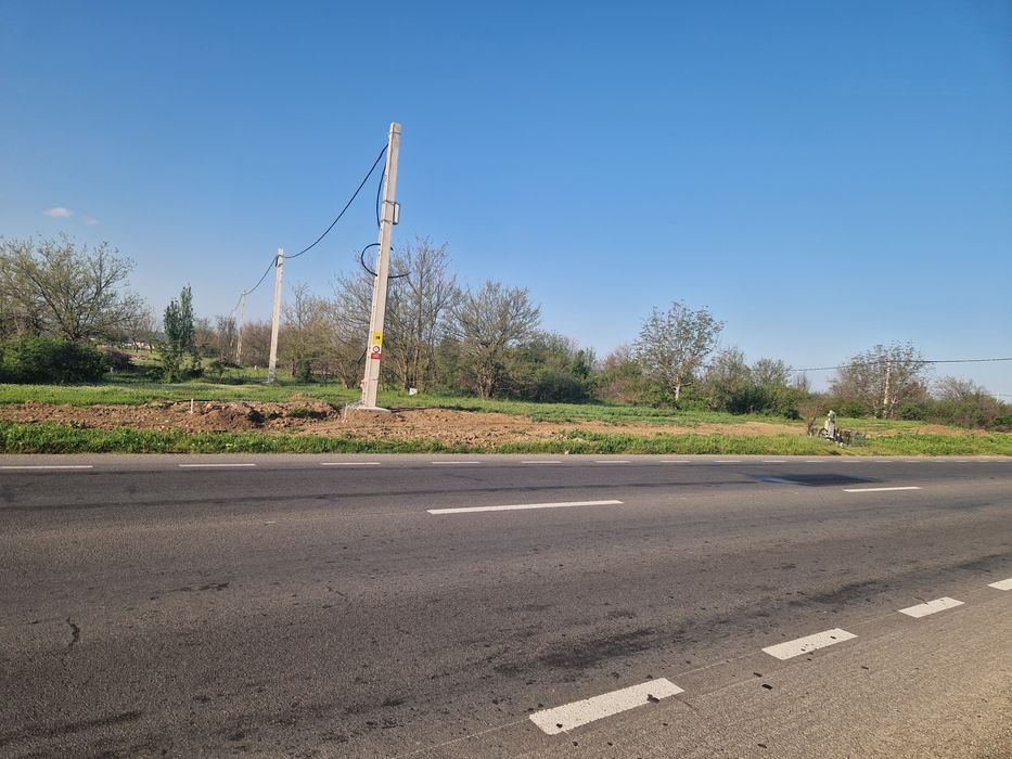 Vand teren  Simian zona gara