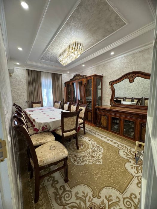 Продается 4-х ком. квартира евроремон