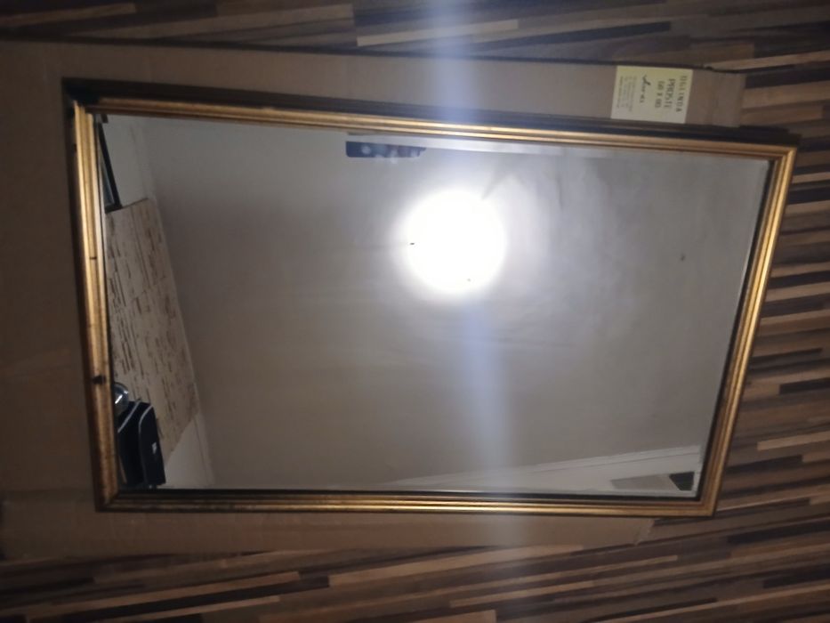 Oglinda proste venti 80/60cm . Avuta în restaurant antic