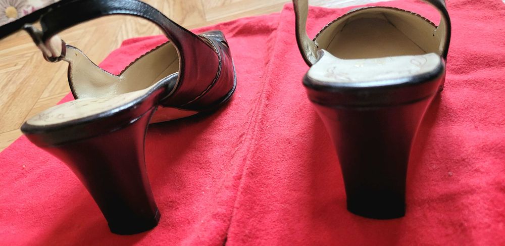 Pantofi negri piele fabricati in Italia