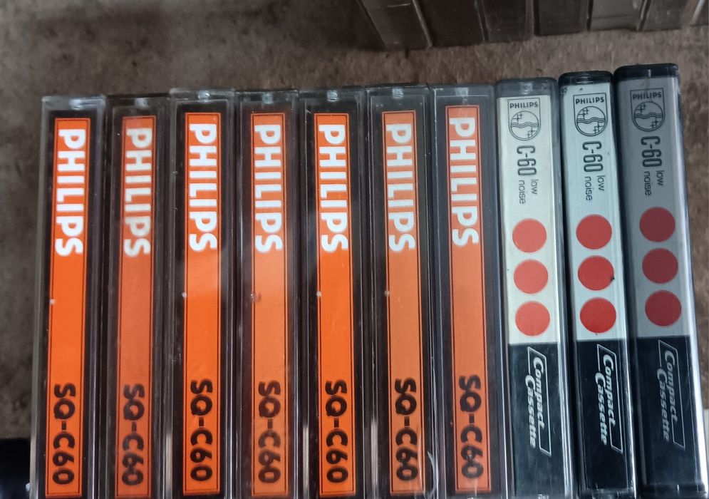 Аудио касети PHILLIPS