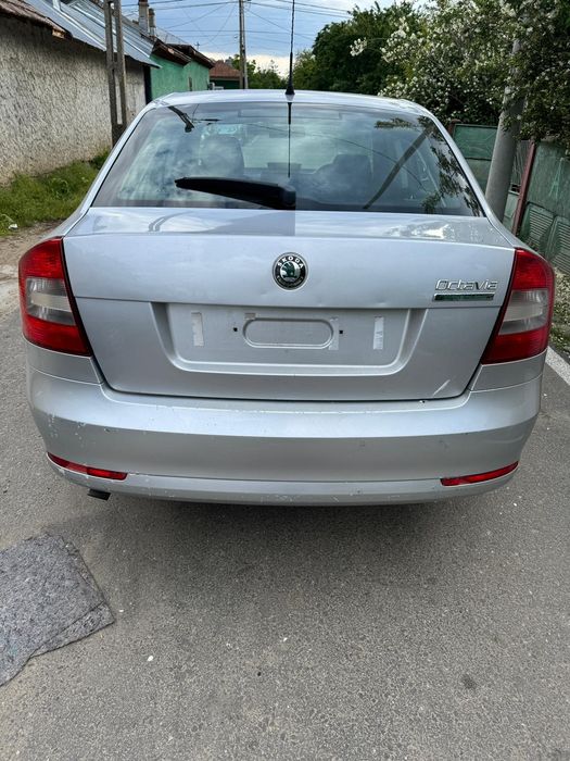 Haion bara spate skoda 2 facelift cod culoare LA7W