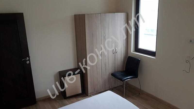 Дава се под наем Тристаен апартамент в Велико Търново, Център - 80 кв.м за 408 € - Снимка #3